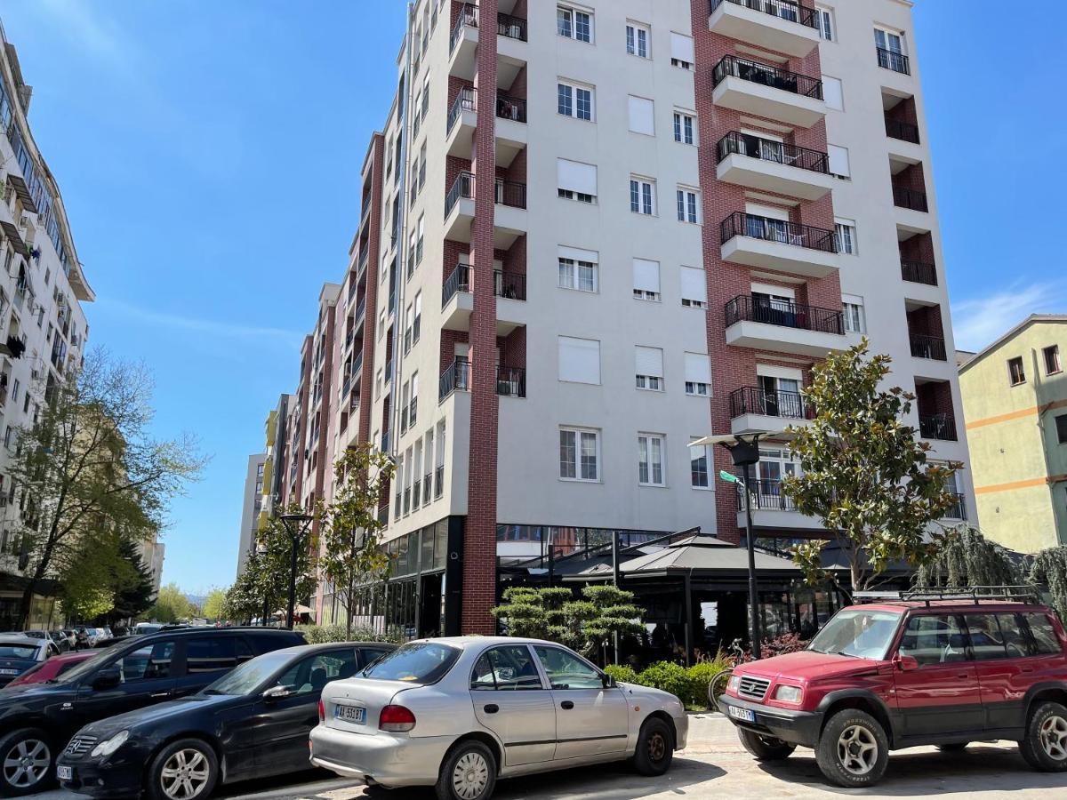Lovely Apartment Tirana Exterior photo
