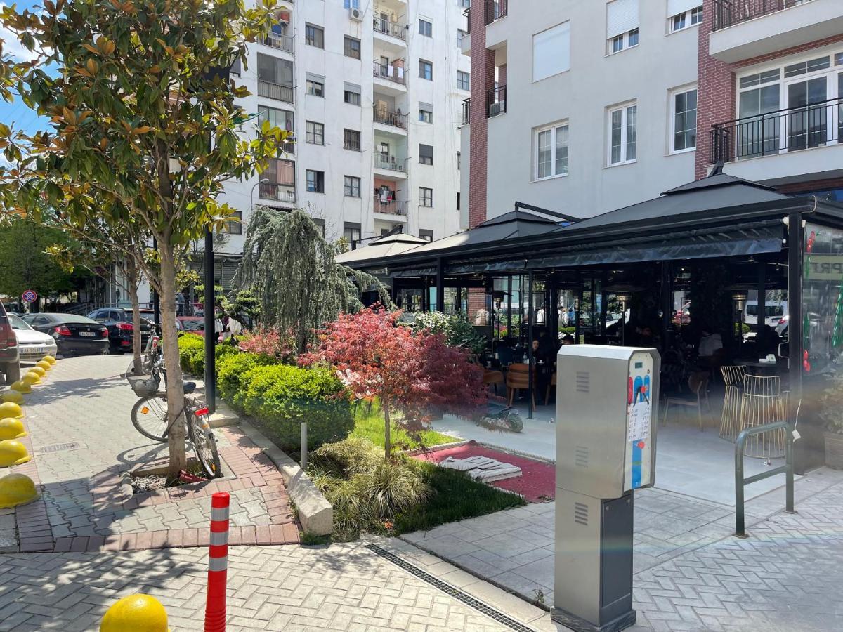 Lovely Apartment Tirana Exterior photo
